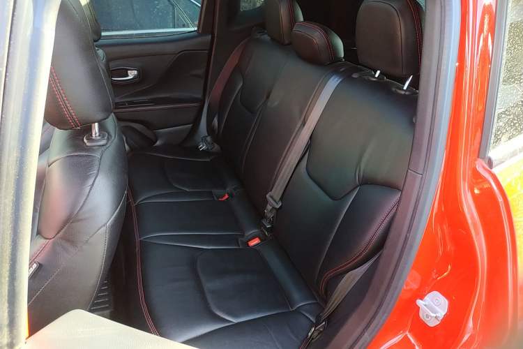 Used  Renegade 2016 1.4T Automatic Jingneng Edition
