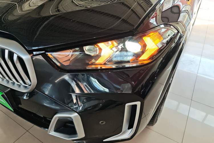 Used BMW X5 2023 xDrive 30Li M Sport Package
