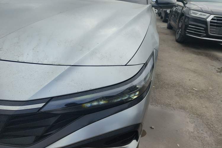 Used Hyundai Elantra 2023 1.5L CVT LUX Prestige Edition