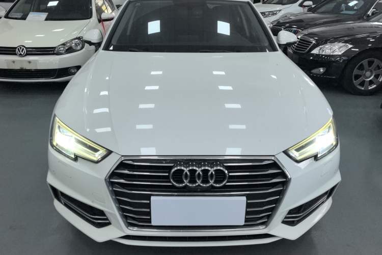 Used Audi A4L 2019 40 TFSI Ambition China VI
