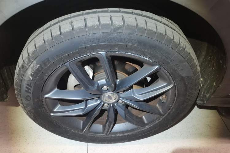 Used Dongfeng Fengon ix5 2019 220T CVT ZhiShang Trim China V Standard