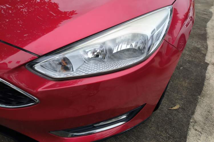 Used Ford Focus 2015 Hatchback 1.6L Automatic Fashion Edition