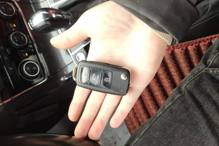 TDK.VehicleDetails.img