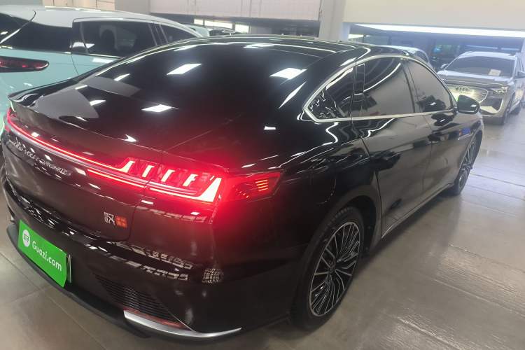 Used BYD Han 2020 EV Long-Range Luxury Model

