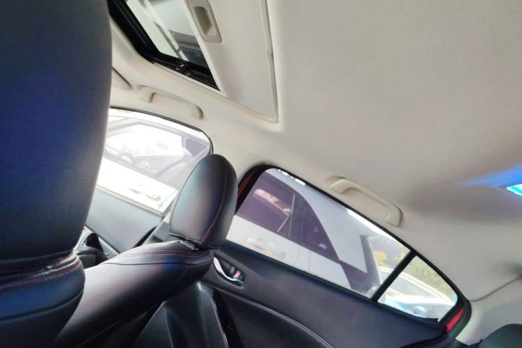 Used Mazda Mazda 3 Axela 2017 Sedan 1.5L Automatic Luxury Model Emission Standard China V