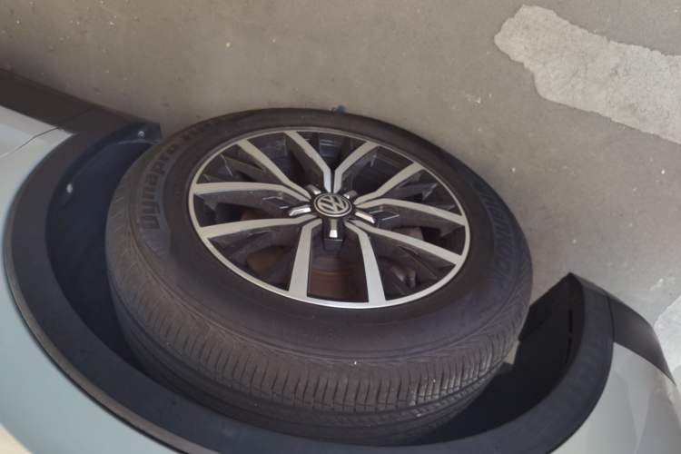 Used Volkswagen Tiguan L 2018 330TSI Automatic Two-Wheel Drive Luxury Edition
