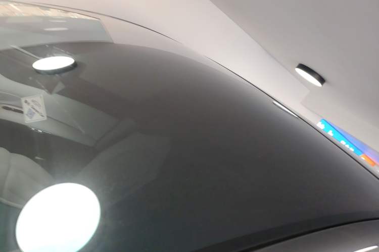 Used  LS7 2023 100kWh Lux All-Wheel-Drive Version