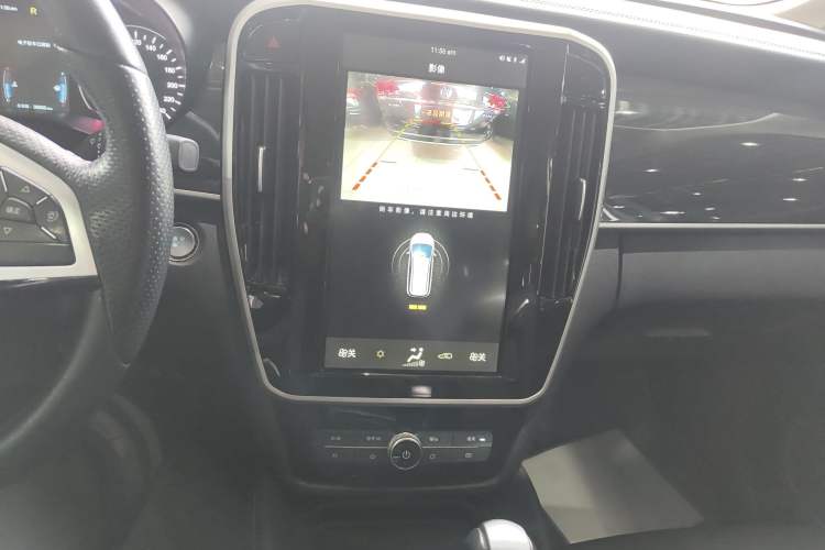 Used BYD Song MAX 2018 1.5T Automatic Smart Connect Luxury 6-Seater
