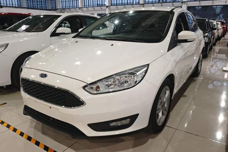 Used Ford Focus 2015 Hatchback 1.6L Automatic Comfort Model

