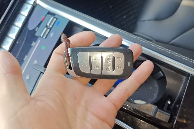 Used Changan CS85 COUPE 2019 2.0T Automatic Smart Version China VI Standard
