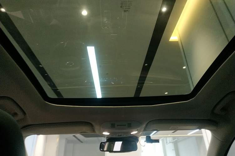 Used Ford Edge 2021 PLUS EcoBoost 245 Two-Wheel-Drive Titanium 7-Seater