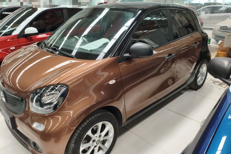 Used  forfour 2016 1.0L 52 kW Dynamic Edition
