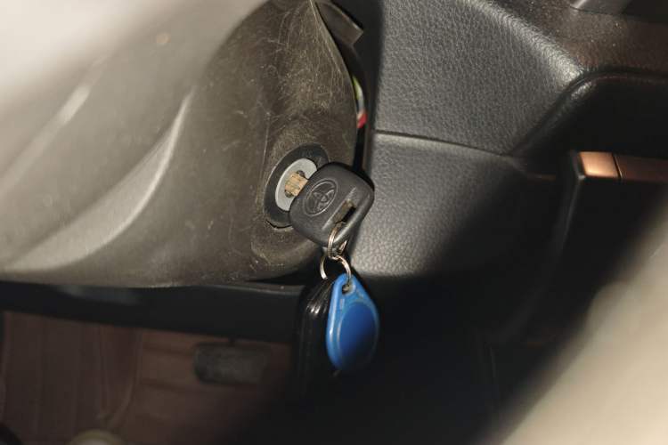 Used Toyota YARiS L 2015 1.5E Automatic Charm Edition
