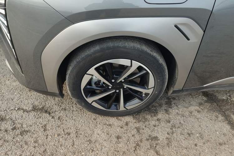 Used AION Y 2023 Plus 510 Smart Edition
