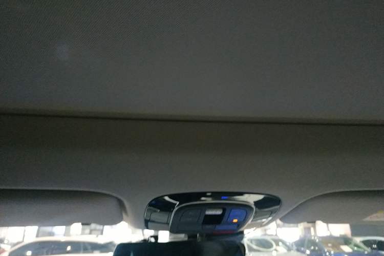 Used Hyundai ix35 2023 Musso 2.0L Flagship Edition TOP
