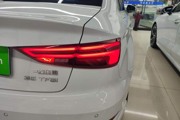 Used Audi A3 2019 Limousine 35 TFSI Fashion Edition China V standard
