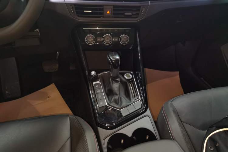 Used Volkswagen Tayron 2019 Teramont Edition 280TSI Two-Wheel Drive Luxury Model China VI Standard
