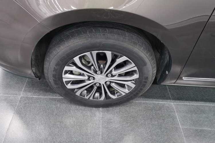 Used Buick GL8 2022 Land Business Class 652T Luxury Model
