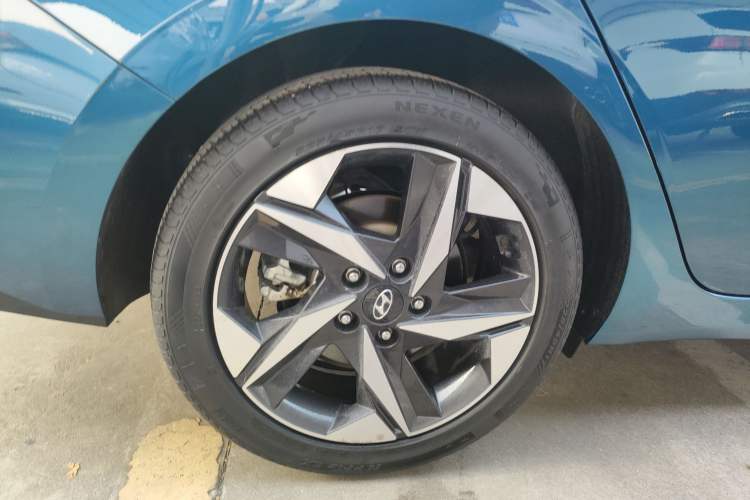 Used Hyundai Elantra 2021 1.5L CVT GLX Elite Edition
