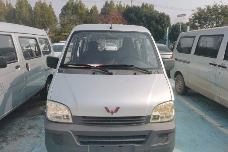 Used Wuling Zhiguang 2015 1.2L Practical LS-I Model
