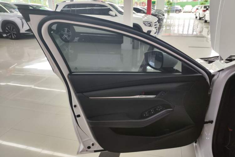 Used Mazda Mazda 3 Axela 2021 2.0L Automatic Zhiya Edition
