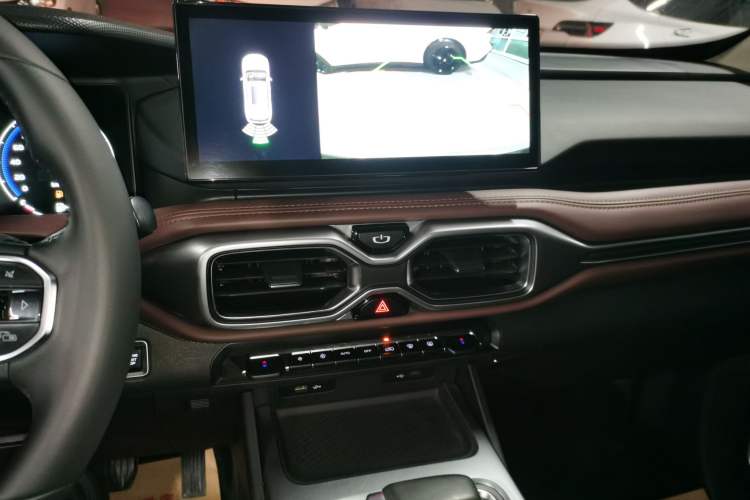 Used Geely Auto Haoyue 2022 1.8TD DCT Luxury 7-Seater