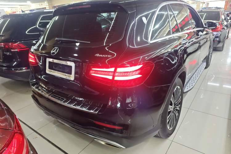 Used Mercedes-Benz GLC 2019 GLC 260 L 4MATIC Dynamic Model
