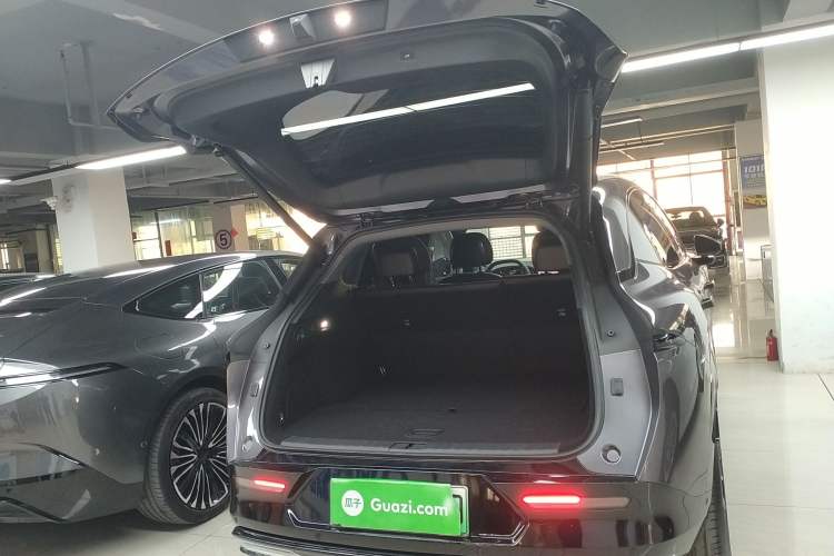 Used Zeekr 7X 2025 75 kWh Rear-Wheel Drive Intelligent Driving Version
