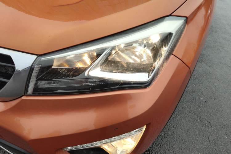 Used Changan CS15 2017 1.5L Manual Luxury Sunroof Edition
