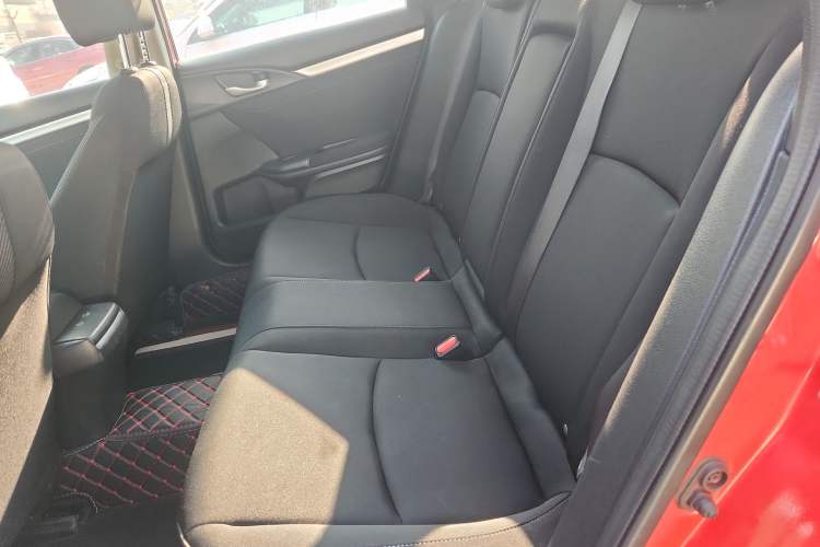 Used Honda Civic 2016 220TURBO CVT Luxury Edition
