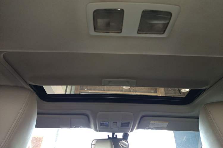 Used Mazda Atenza 2014 2.0L Blue Sky Luxury Edition
