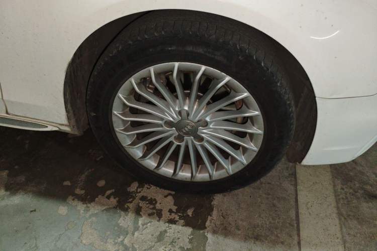 Used Audi A4L 2015 35 TFSI Automatic Comfort Model
