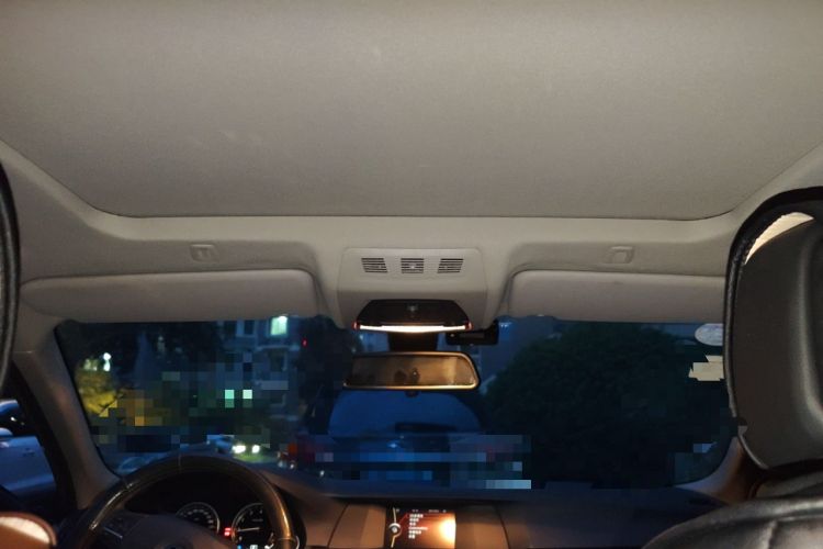 Used BMW 5 Series 2013 525Li Leading Model