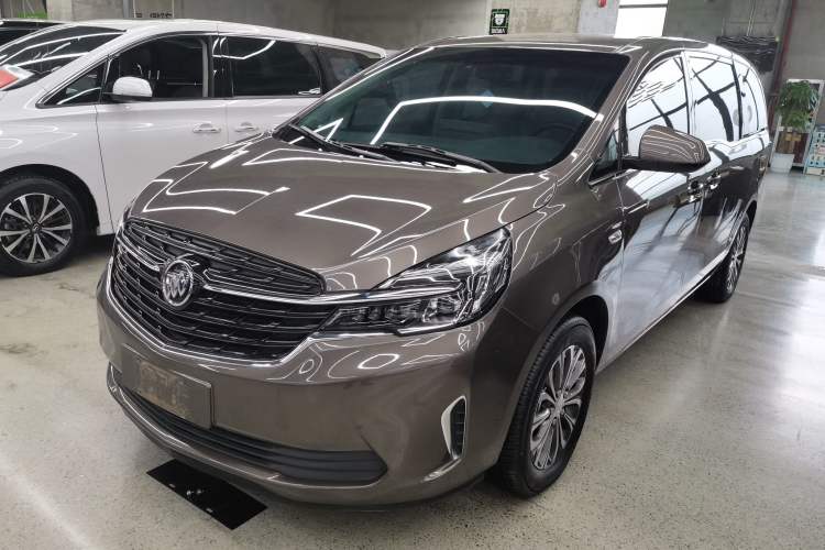 Used Buick GL8 2022 Land Cruiser Executive Class 652T Comfort Model
