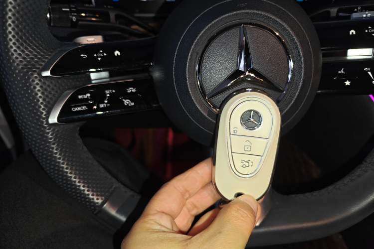 Used Mercedes-Benz C-Class 2023 C 260 L Bright Night Sports Edition
