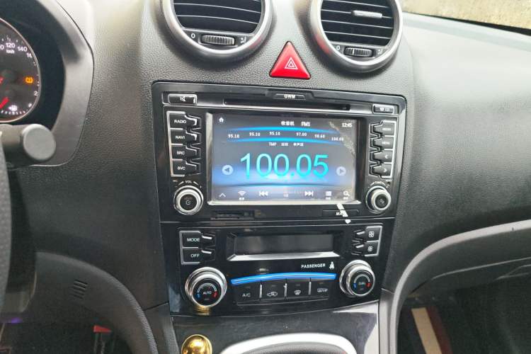 Used Haval H6 2016 Upgraded Model 1.5T Manual Two-Wheel Drive Elite Version
