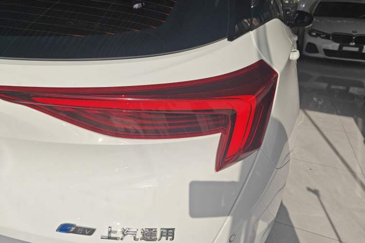 Used Buick Velite 6 2023 Revised Version 430 km Range – Commuter Edition