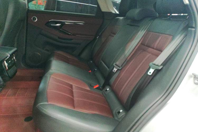 Used Land Rover Range Rover Evoque 2023 Aurora L 249 PS Luxury Edition