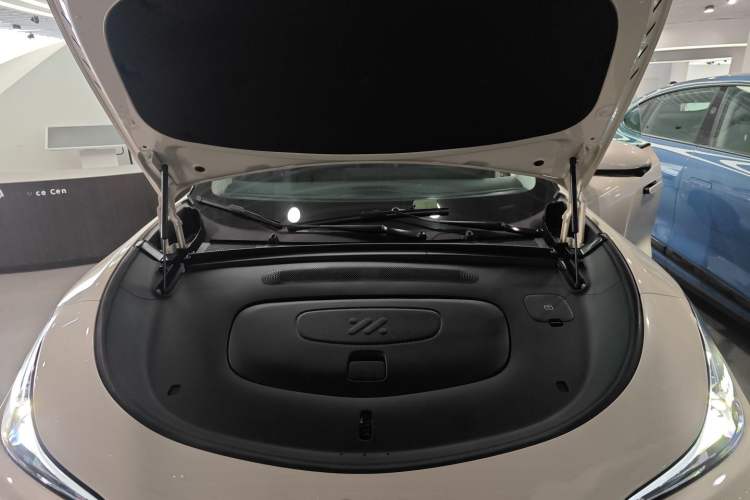 Used  LS6 2025 Lingxi Intelligent Driving Edition
