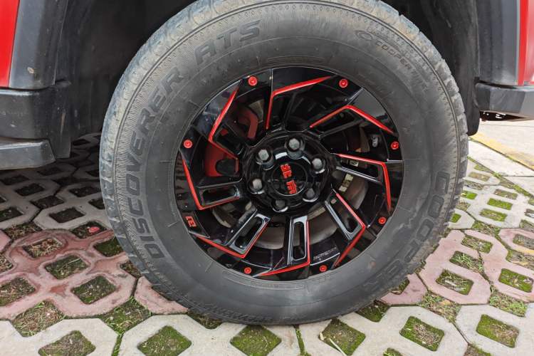 Used Beijing Auto BJ40 2021 2.0D Automatic Four-Wheel Drive Blade Hero Edition Adventurer Type
