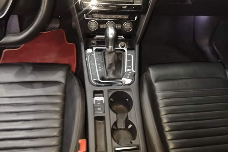 Used Volkswagen Magotan 2018 Facelift 330TSI DSG Luxury Model