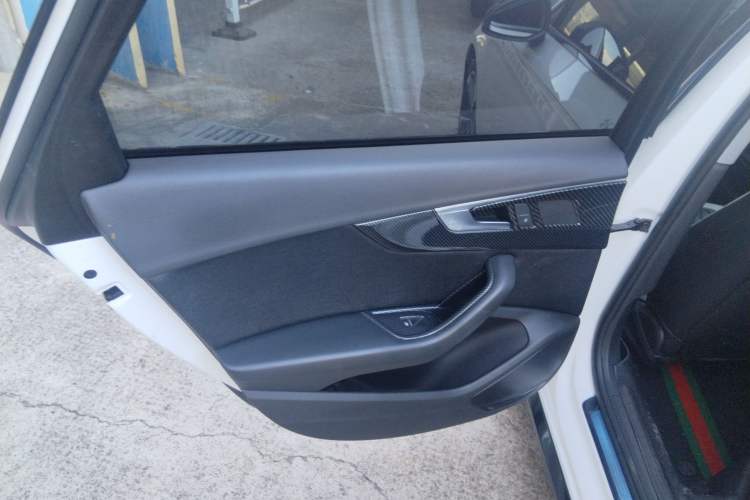 Used Audi A4L 2018 30th Anniversary Edition 40 TFSI Trendy Model
