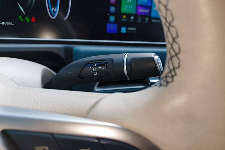 Used ORA Good Cat 2023 401 km Standard Range Premium Version Lithium Iron Phosphate