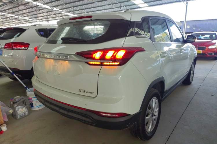 Used BAIC Beijing X3 2019 1.5T Manual Glory Edition
