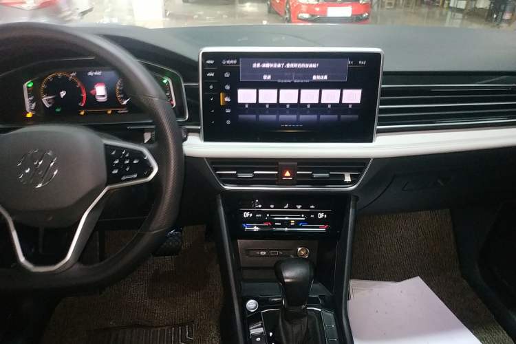 Used Volkswagen Tiguan L 2022 330TSI Automatic Two-Wheel Drive Smart Edition
