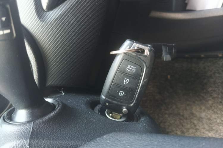 Used Hyundai Celesta 2018 1.6L Automatic GL Enjoyment Version China V Standard