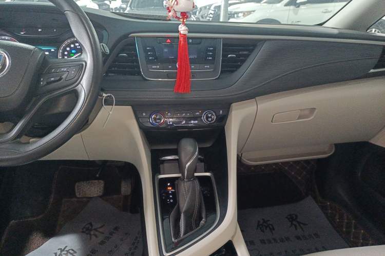 Used Buick GL6 2018 18T 5-Seater Elite Version
