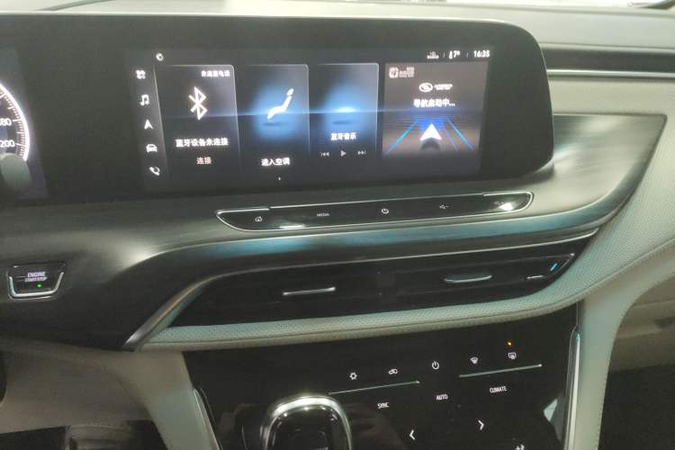 Used Buick GL8 2021 ES Landtrek 653T Comfort Edition
