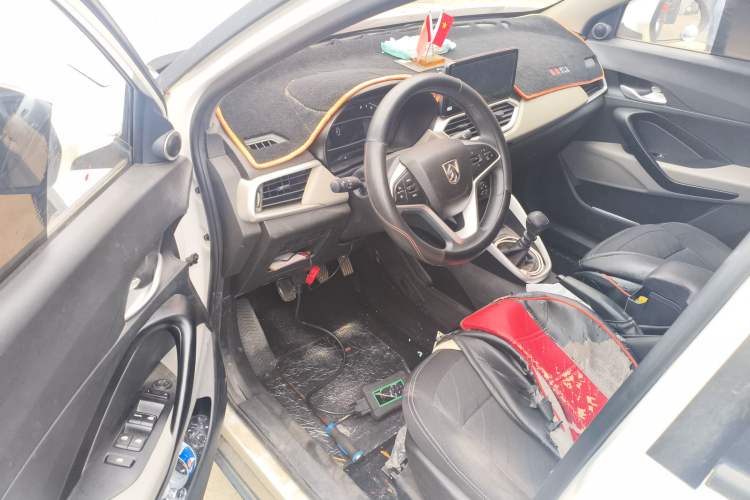 Used Baojun 510 2019 1.5L Manual Enjoyment Model 77kW China VI Emission Standard
