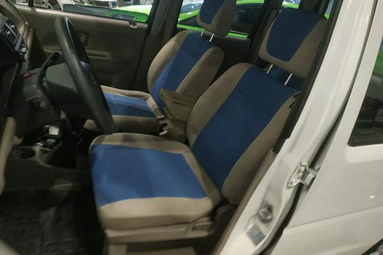 Used Suzuki Wagon R 2015 1.0L Manual Comfort Model
